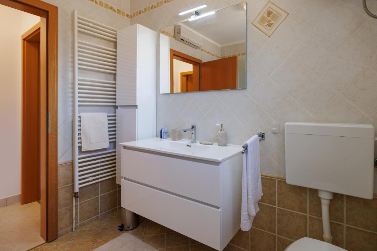 Apartman La Vista E' Bella Kornić Extérieur photo